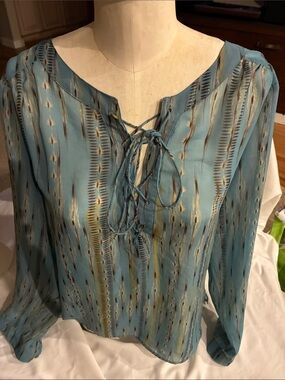 Ariat Teal Lace-Up Blouse Printed Blouse Long Sleeves Pleated Shoulders and Back